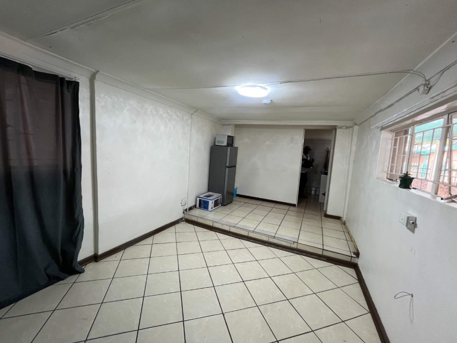 5 Bedroom Property for Sale in Die Rand Northern Cape
